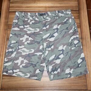 N&Society Green Camo Lightweight Cargo Shorts - Size 42